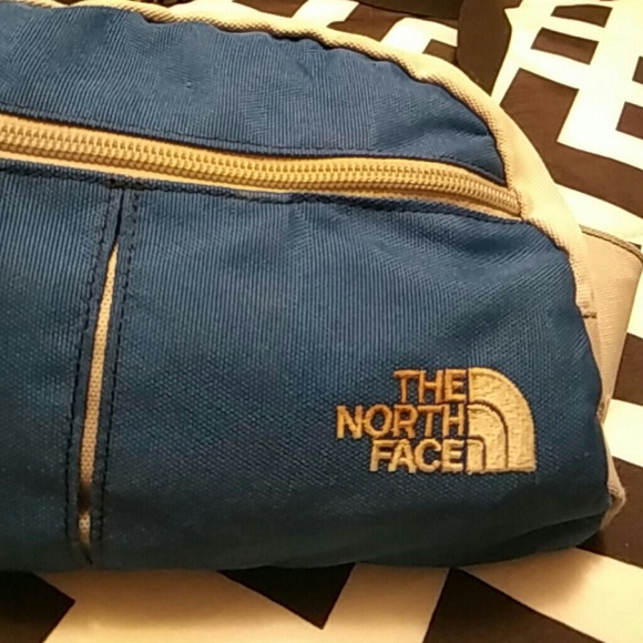 The North face Fannypack - Picture 2 of 6